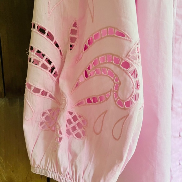 Vince Camuto Plus Size Cotton Embroidered Puff Sleeve Top, Pink Horizon 1X - Picture 6 of 11